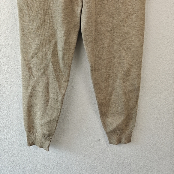Monrow NWT SuperSoft Sweater Knit Cuffed Joggers In Oatmeal Size Small - Picture 2 of 14